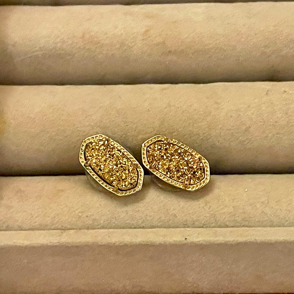Ellie Gold Stud Earrings in Gold Drusy